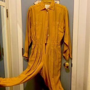Very vintage, one piece 100% silk jumpsuit